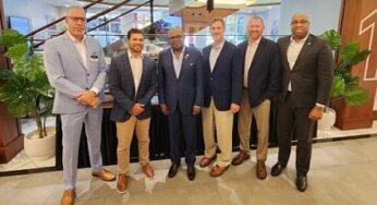 Minister Bartlett Meets with Royal Caribbean Executives